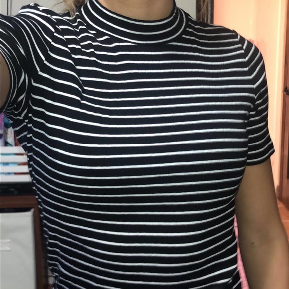Forever 21 Tops - BRAND NEW striped T-shirt!